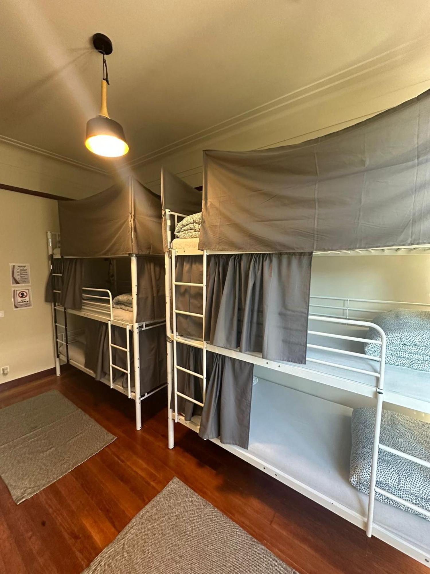 Easy Host Porto Hostel Εξωτερικό φωτογραφία