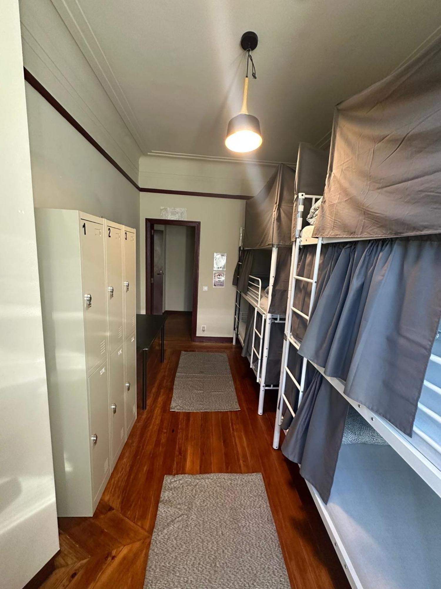 Easy Host Porto Hostel Εξωτερικό φωτογραφία
