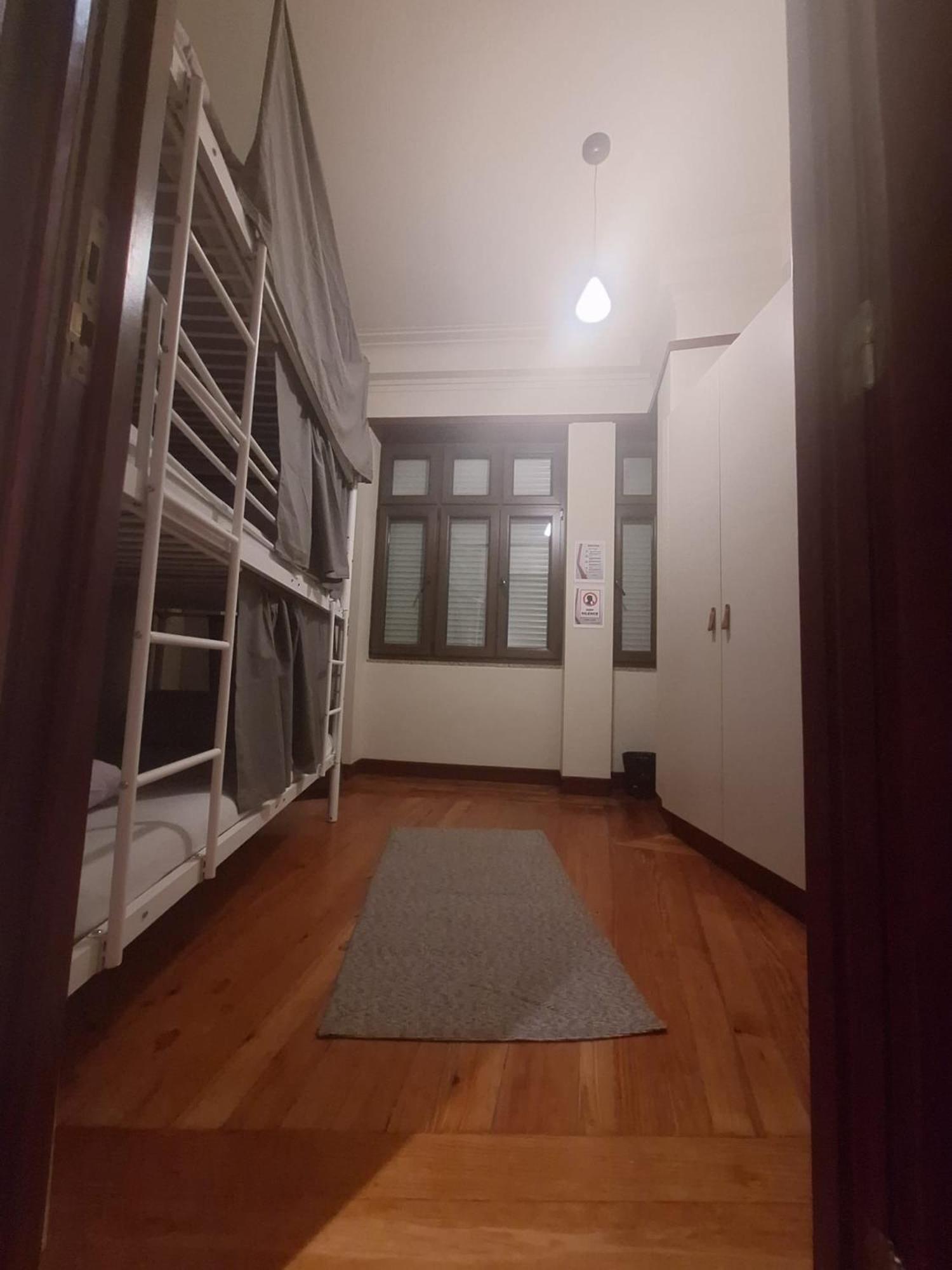 Easy Host Porto Hostel Εξωτερικό φωτογραφία
